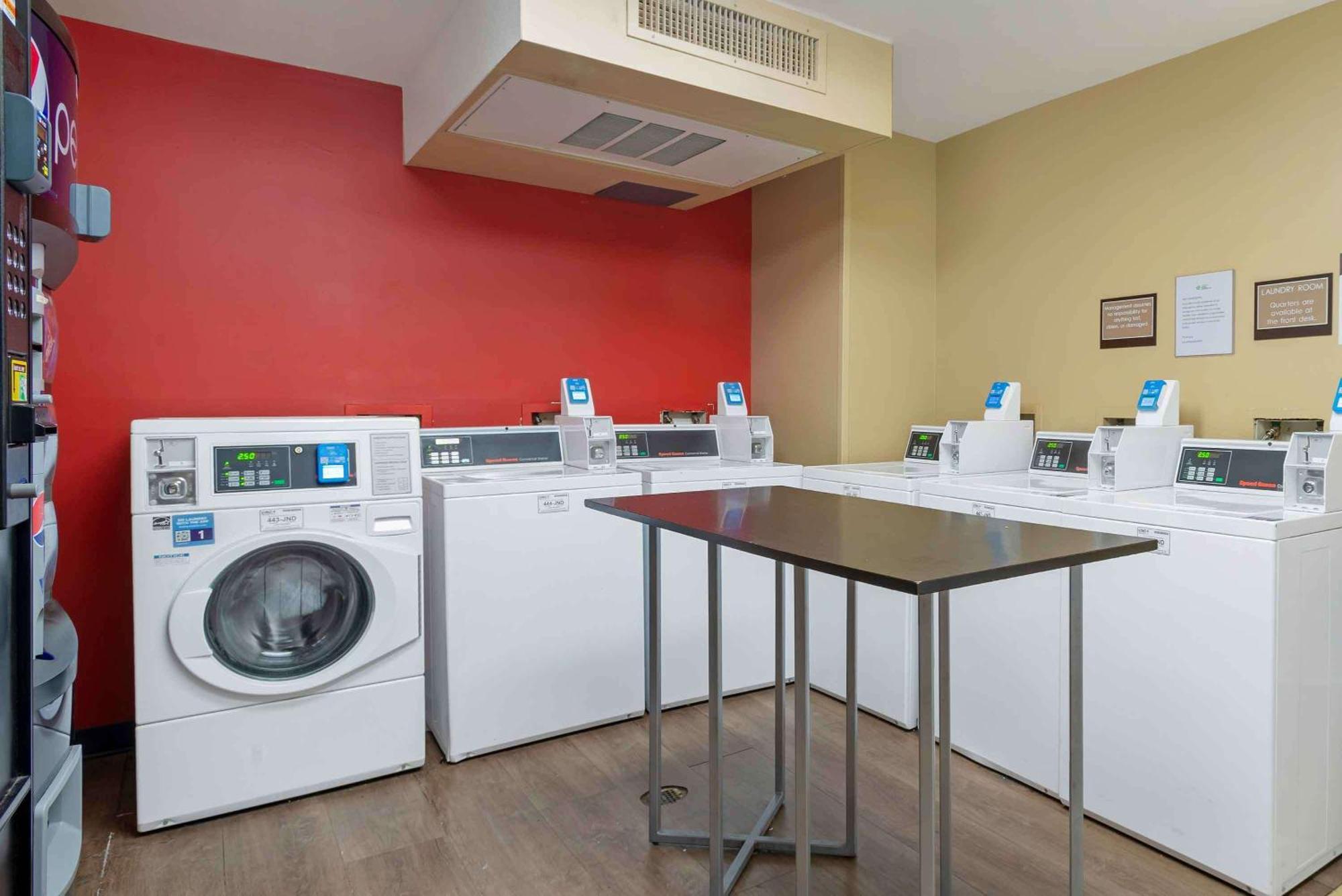 Extended Stay America Suites - Hanover - Parsippany Whippany Buitenkant foto