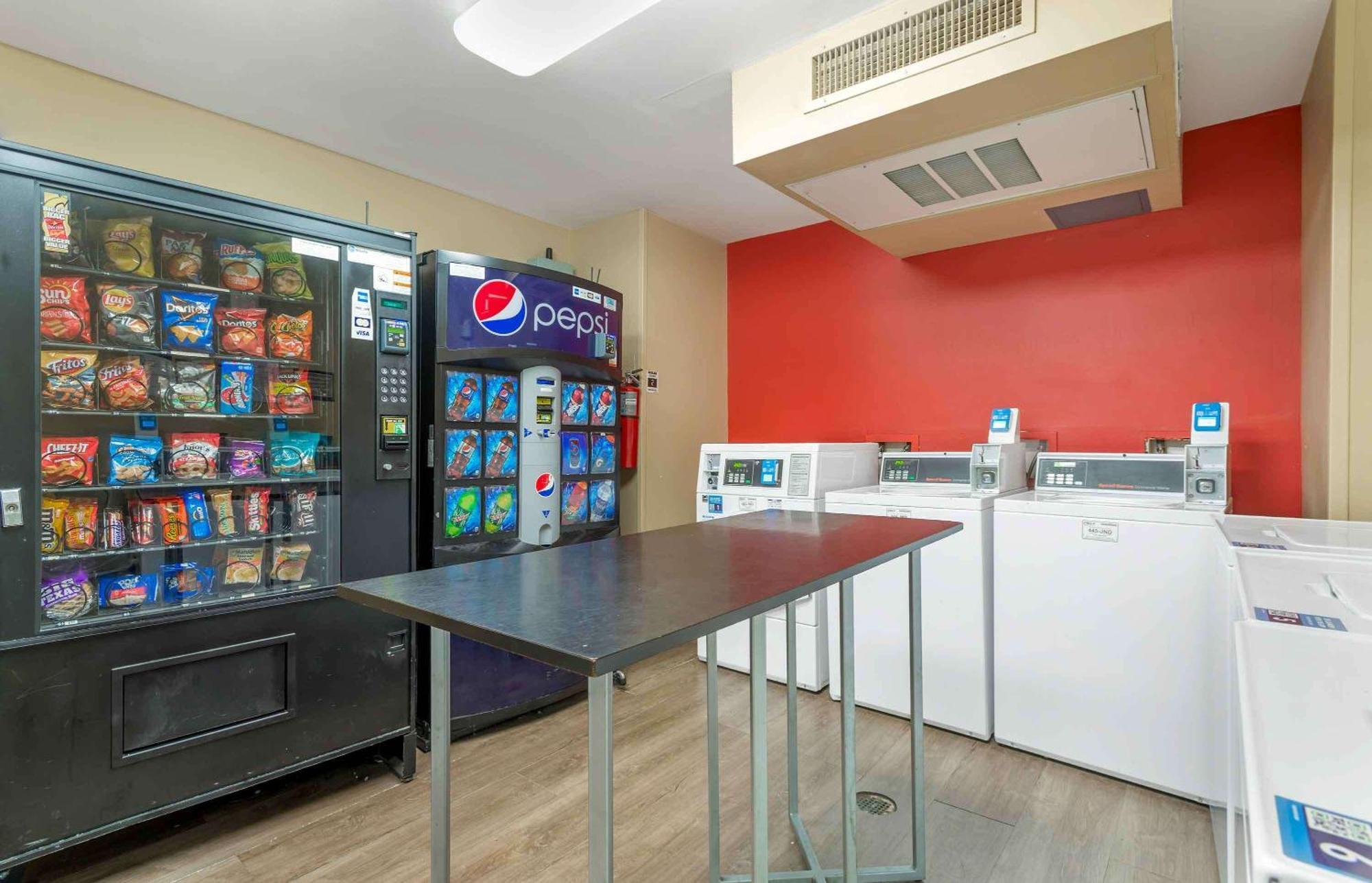 Extended Stay America Suites - Hanover - Parsippany Whippany Buitenkant foto